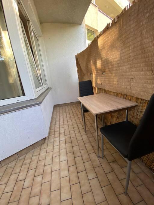 Apartment With Balcony Берлін Екстер'єр фото